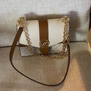 Michael Kors Crossbody